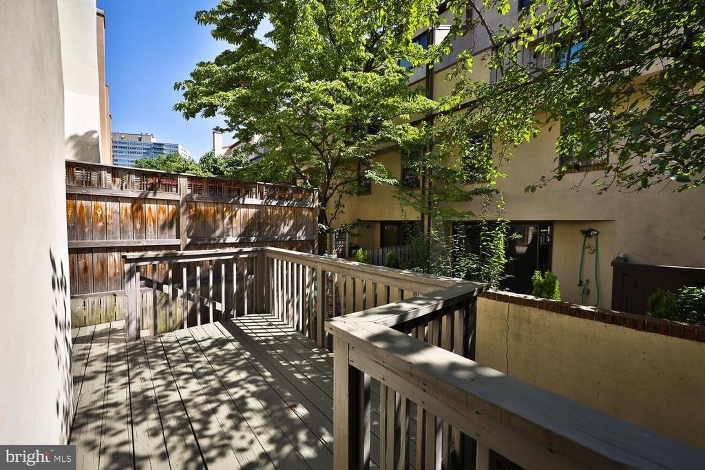 215 N 23rd Street - Photo 5