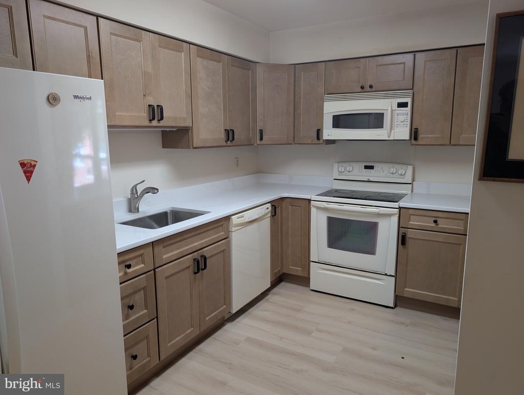 215 N 23rd Street - Photo 11