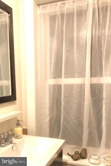 2033 Spruce Street - Photo 8