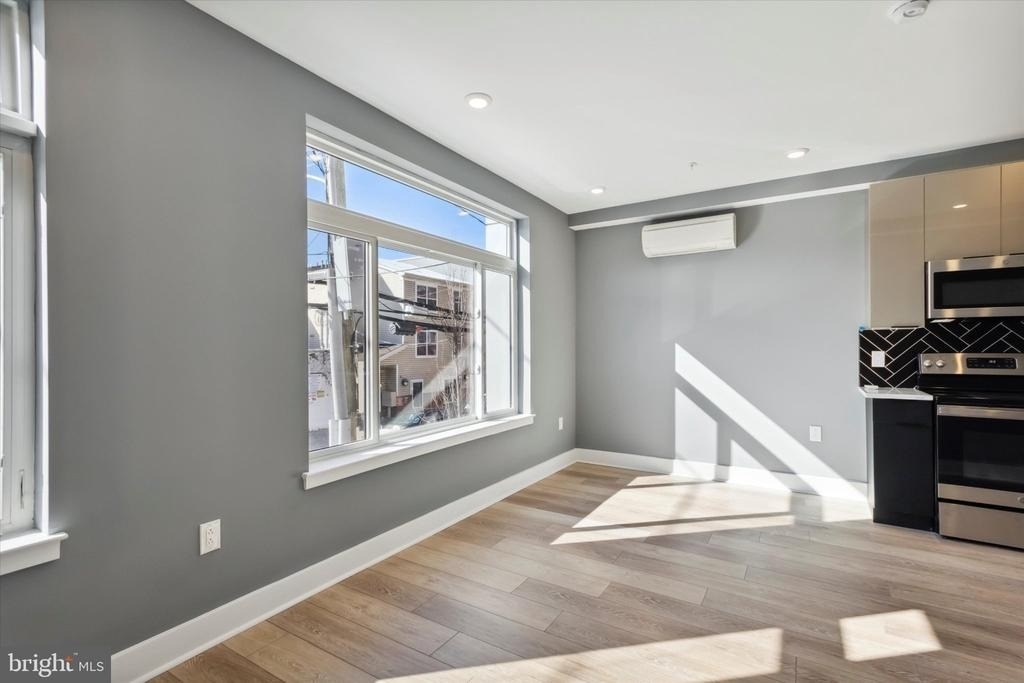 1615 Poplar Street - Photo 6