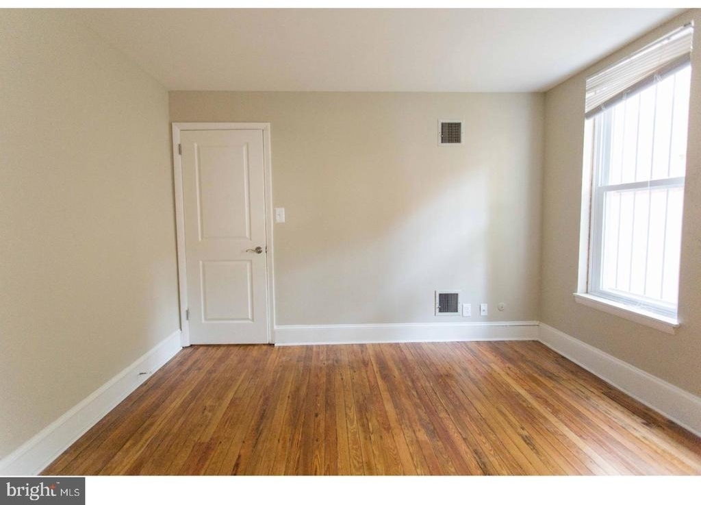 723 Spruce Street - Photo 13