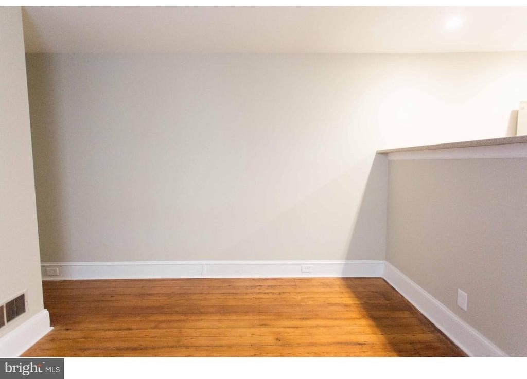 723 Spruce Street - Photo 6