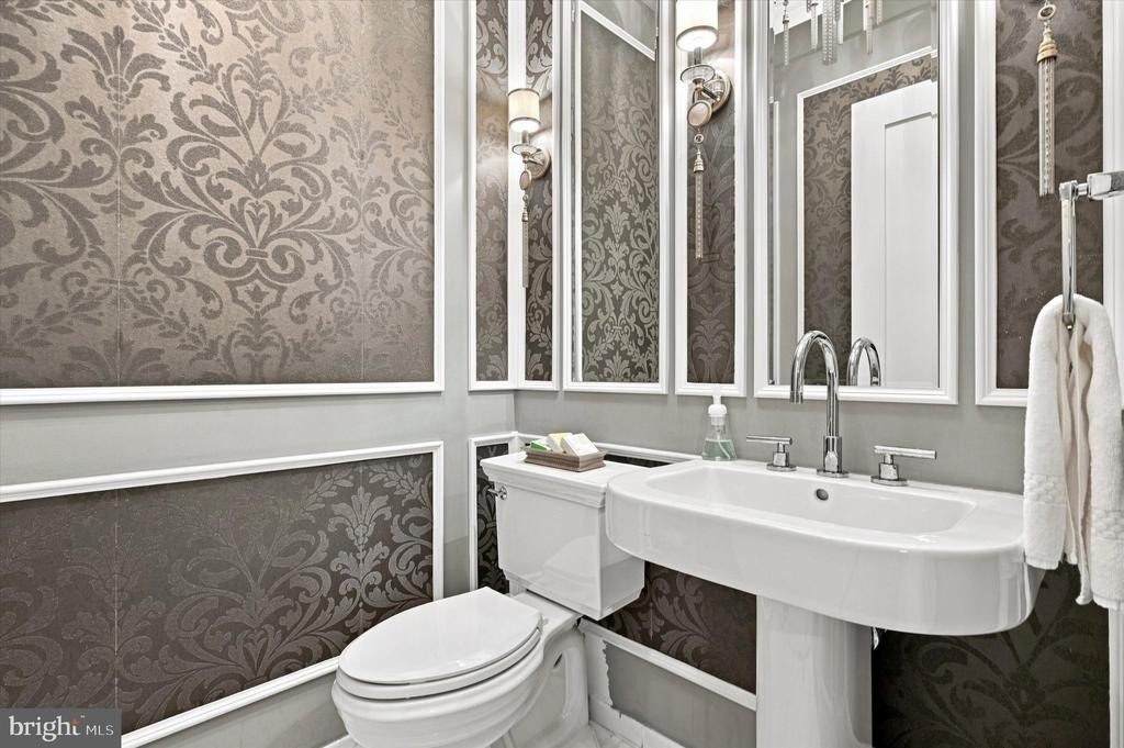 1414 S Penn Square - Photo 3