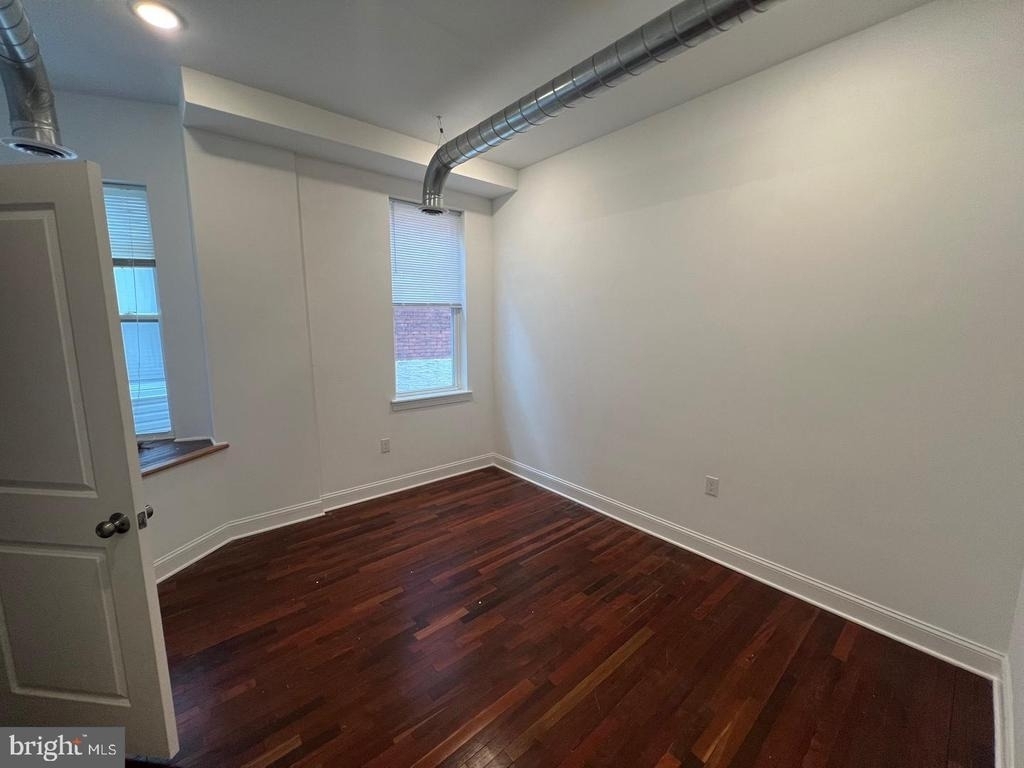 3228 W Diamond Street - Photo 7