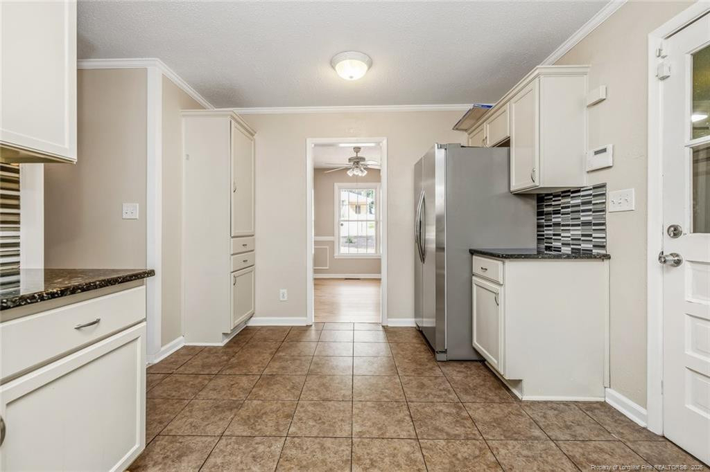 6432 Milford Road - Photo 12