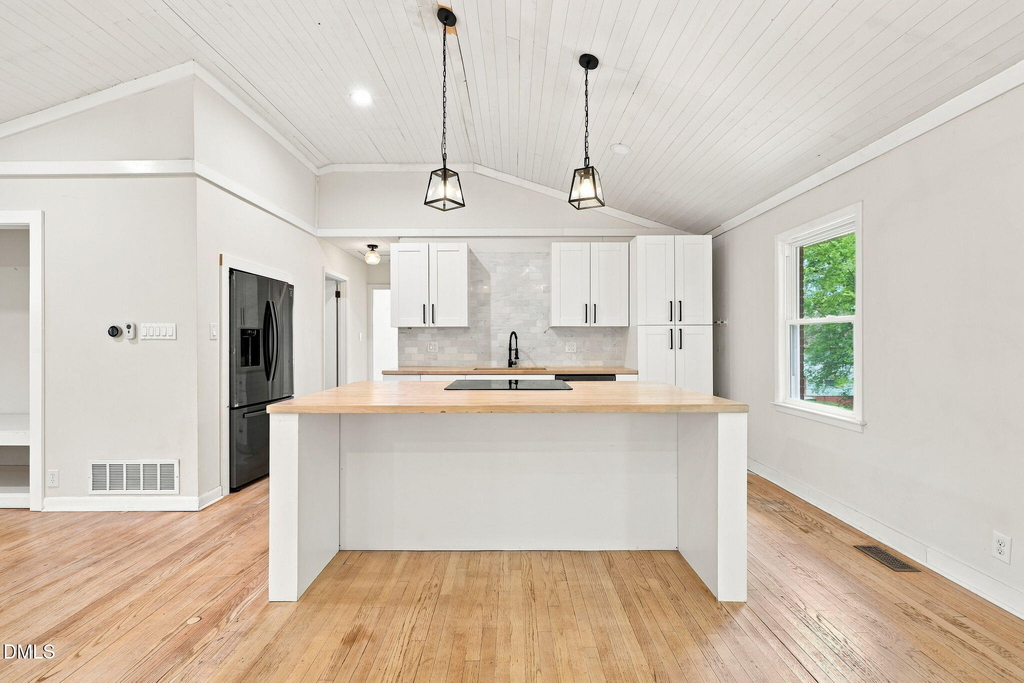 3108 Brentwood Road - Photo 2