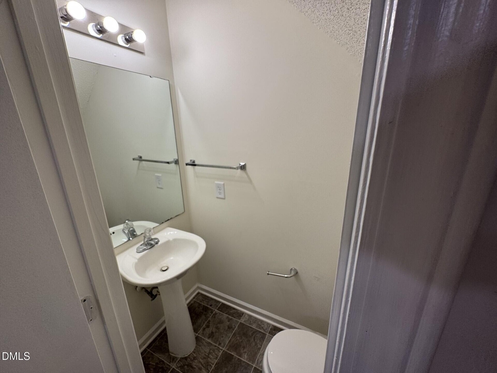 2902 Faversham Place - Photo 4