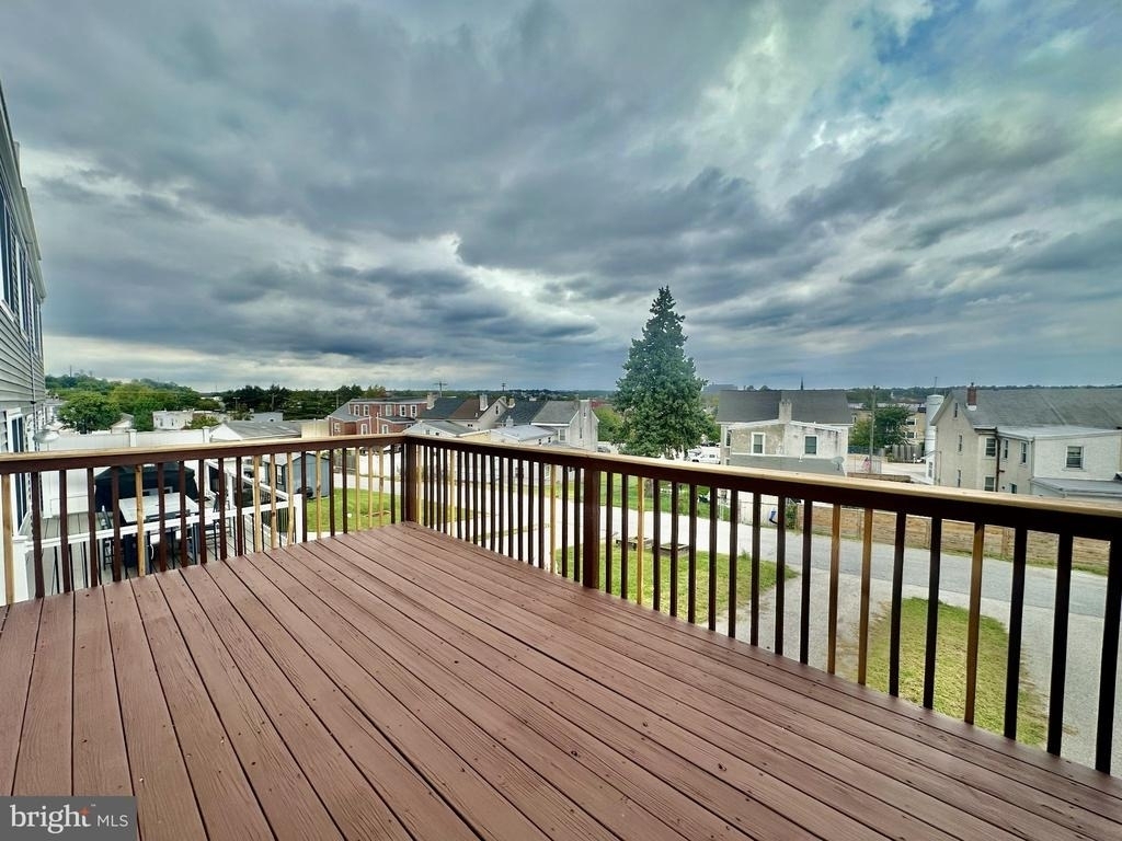 39 W 5th Street - Photo 23