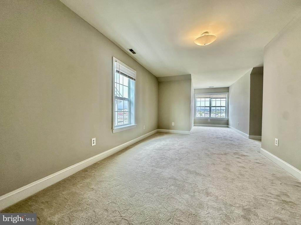 39 W 5th Street - Photo 20