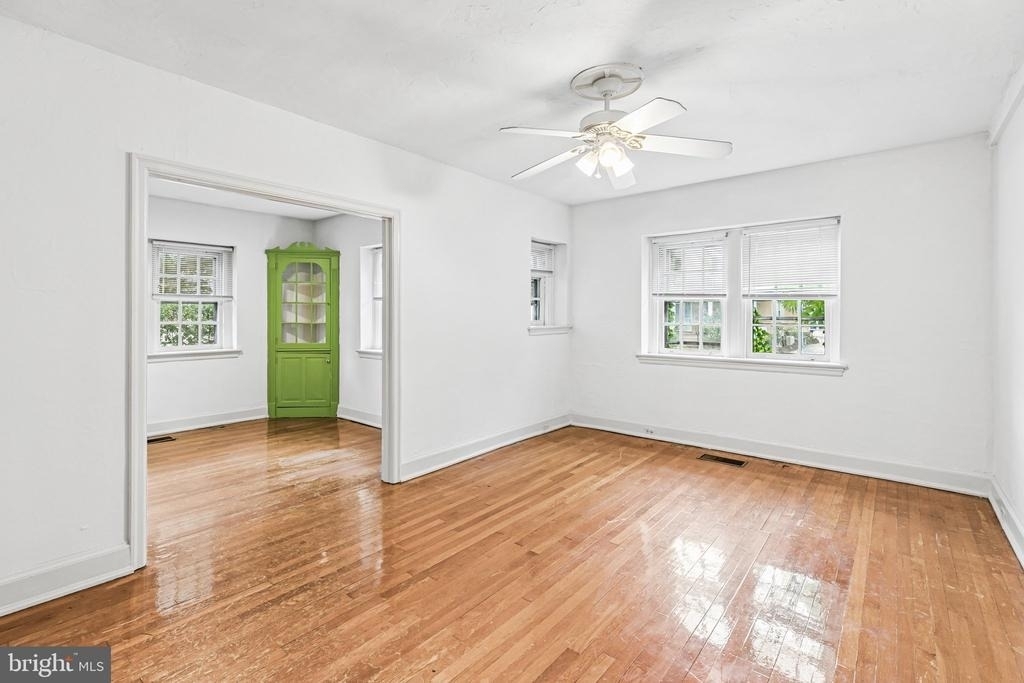 126 Argyle Road - Photo 1