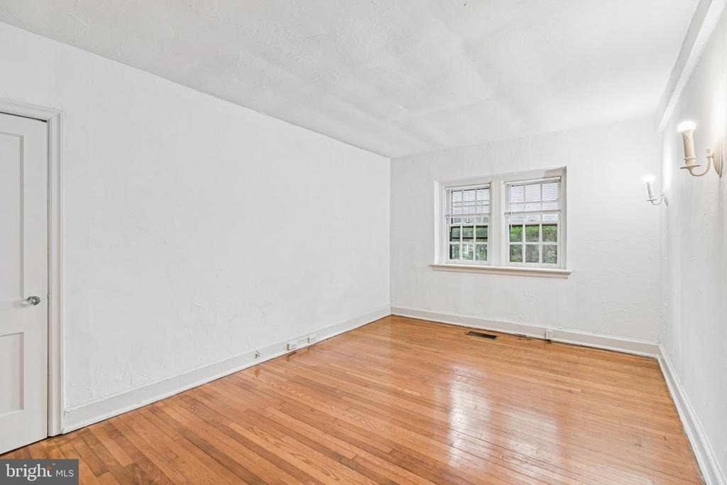 126 Argyle Road - Photo 4