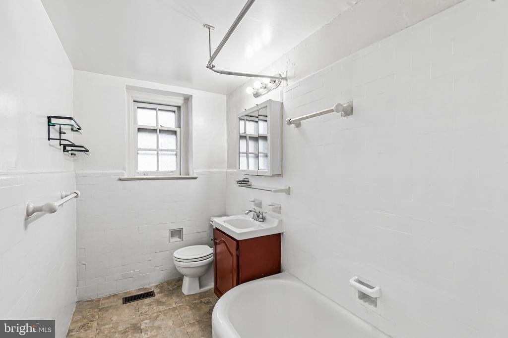 126 Argyle Road - Photo 20