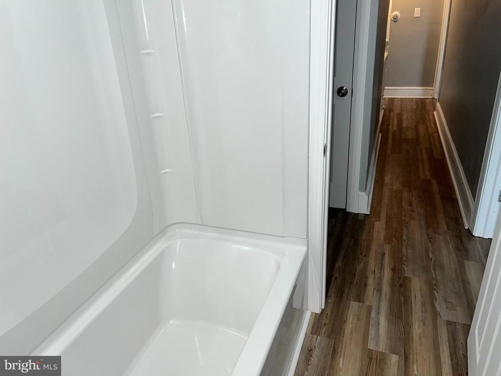 449 N York Street - Photo 12