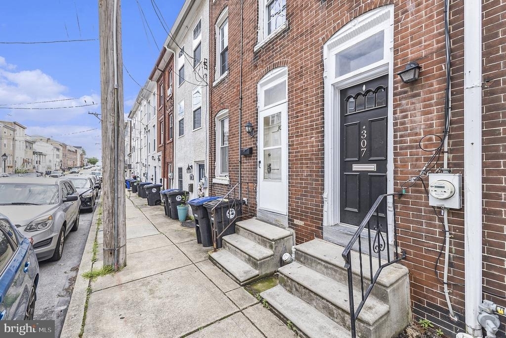 309 E Hector Street - Photo 1