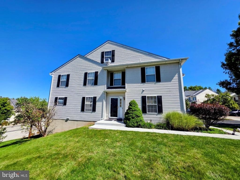 451 Glenn Rose Circle - Photo 1