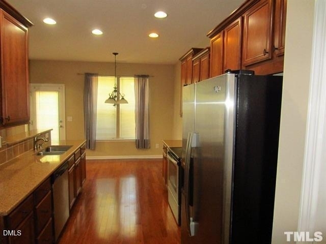 223 Churchview Street - Photo 2