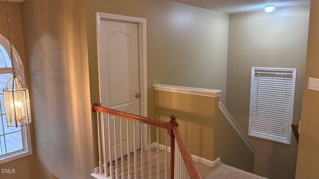 3200 Cregler Drive - Photo 8