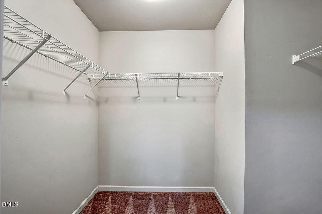 529 Metro Station - Photo 19