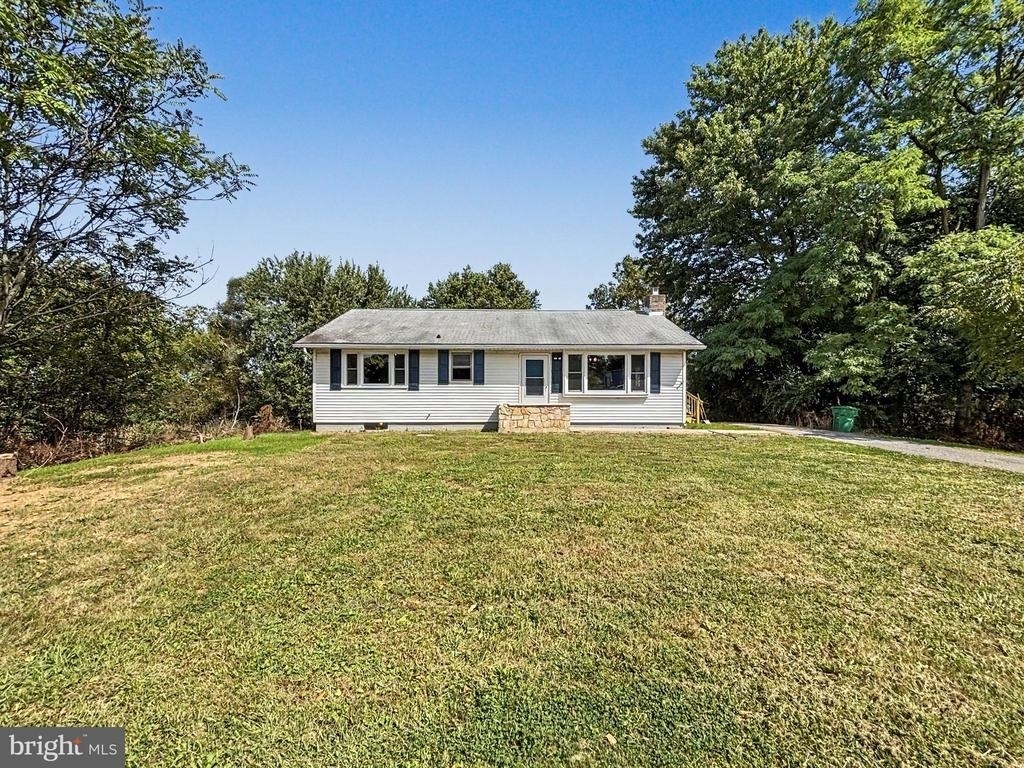 4615 Lincoln Way E - Photo 19