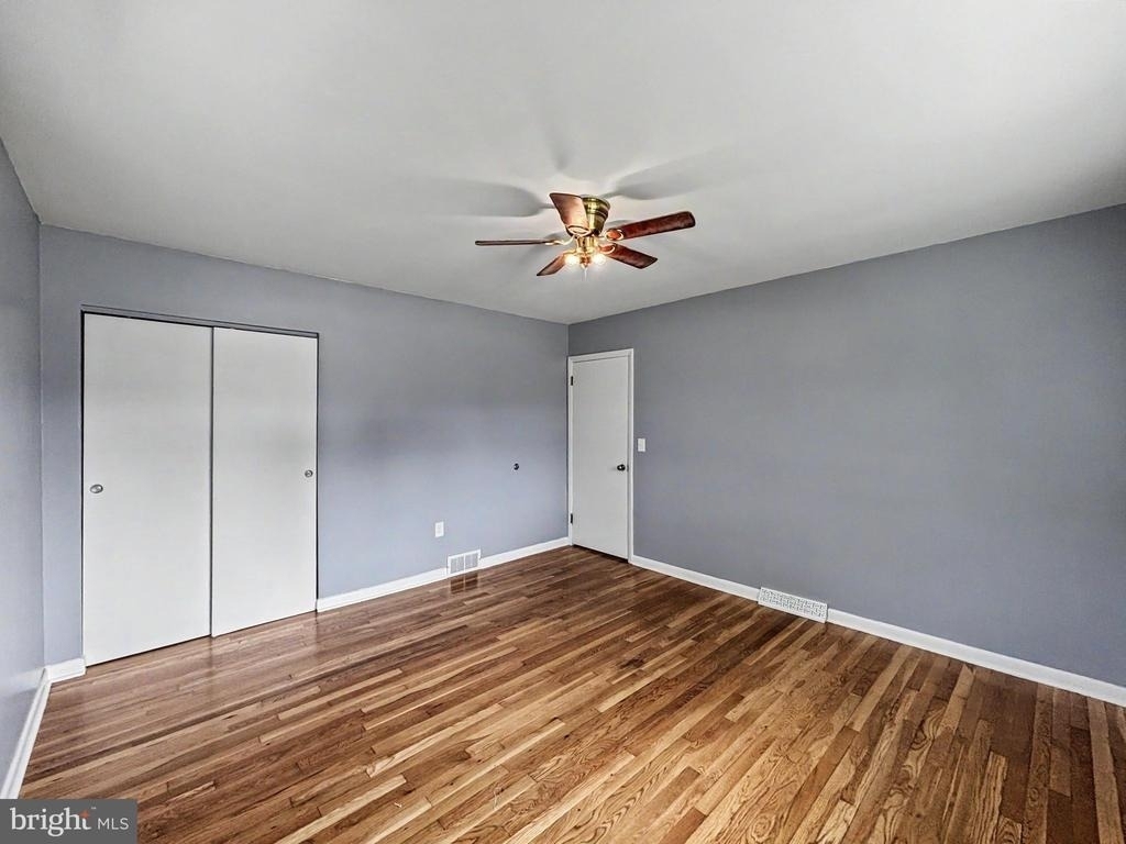 4615 Lincoln Way E - Photo 11