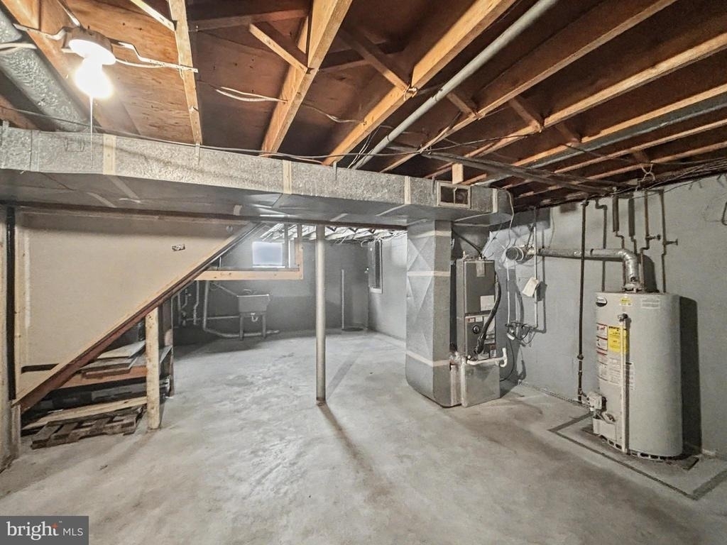 4615 Lincoln Way E - Photo 13