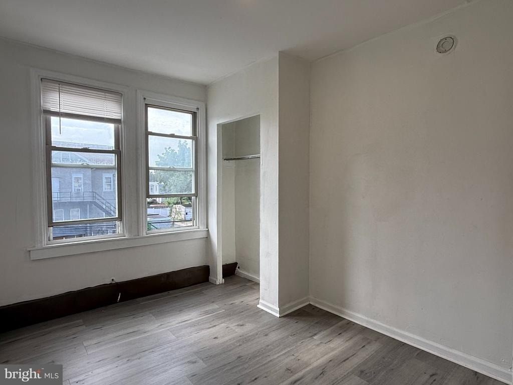1300 Main Street - Photo 13