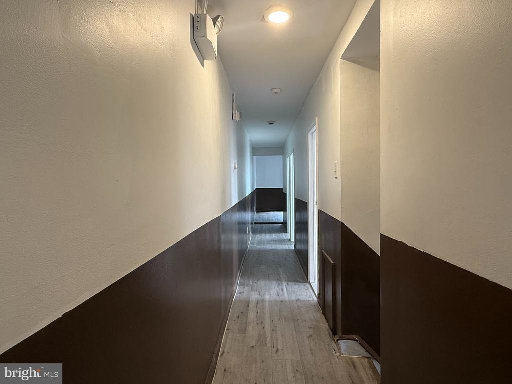 1300 Main Street - Photo 6