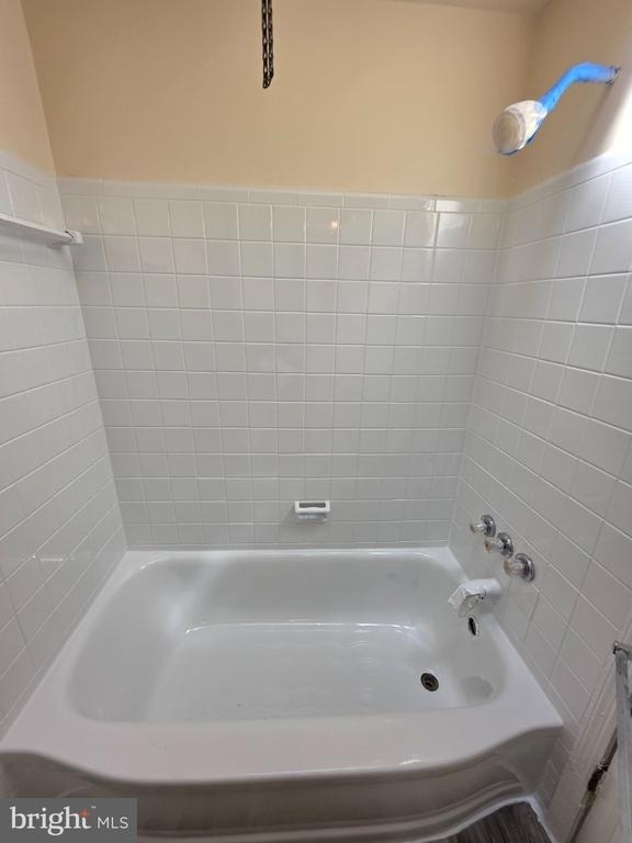 615 W 14th Street - Photo 14