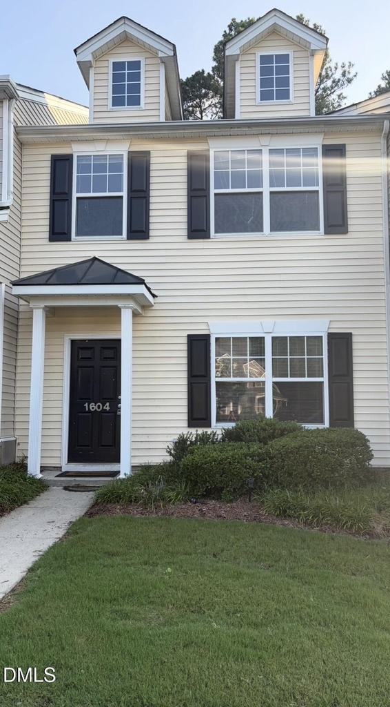 1725 Tw Alexander Drive - Photo 0
