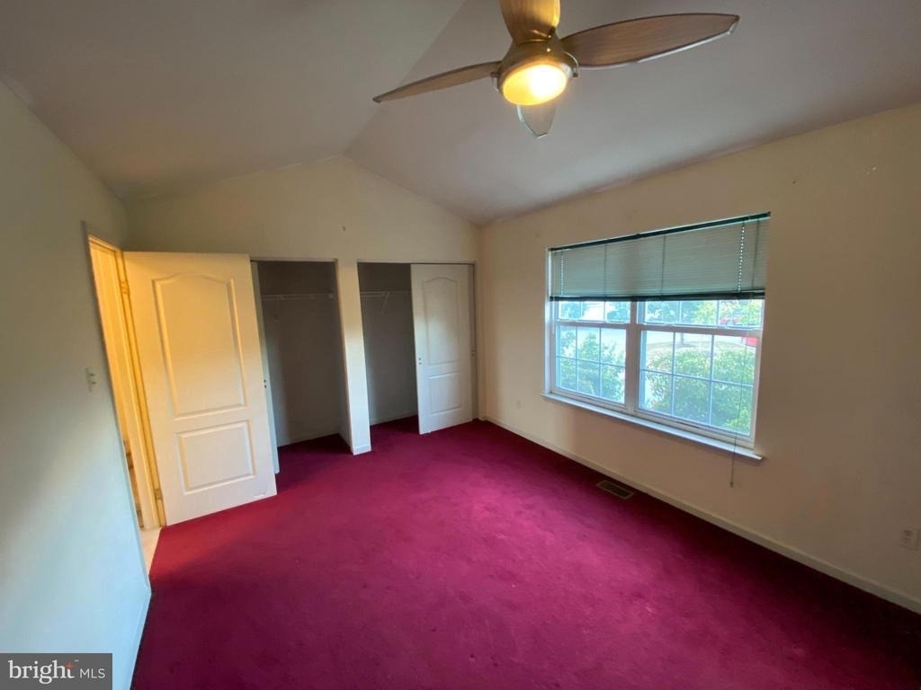 309 Huntington Court - Photo 12