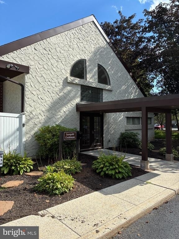 640 Geneva Drive - Photo 14