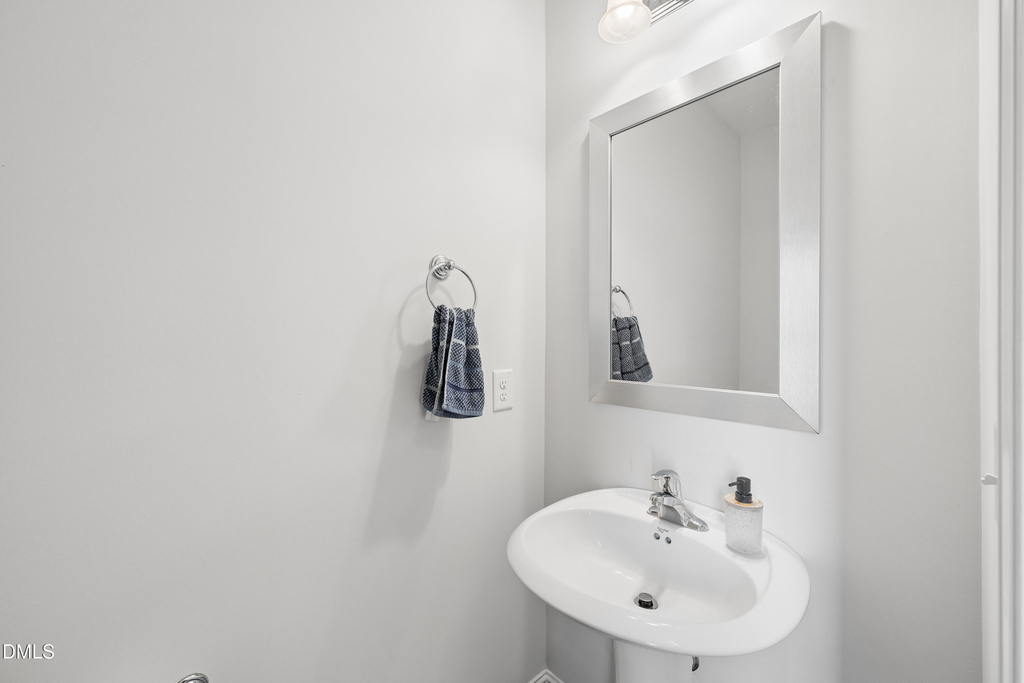 1306 Farm Pond Trail - Photo 8