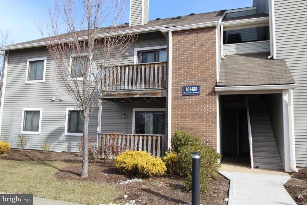 604 Ravens Crest Drive - Photo 1