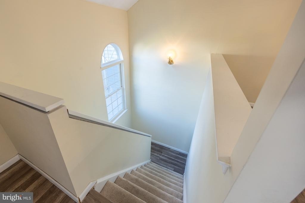 85 Pinewood Drive - Photo 2