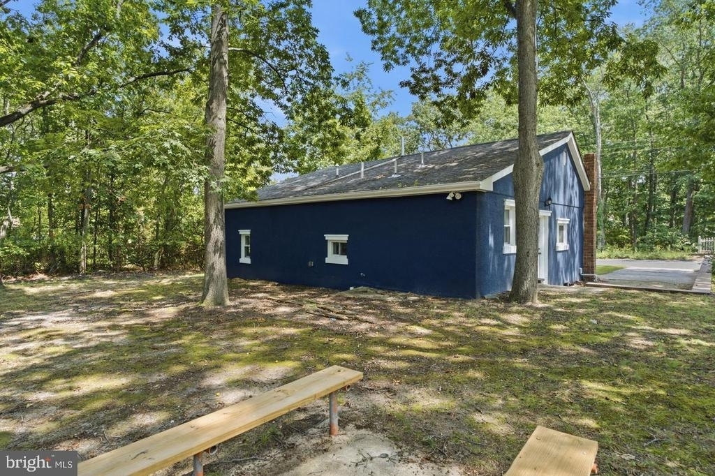 1419 Victory Avenue - Photo 33