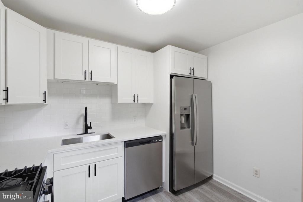 1419 Victory Avenue - Photo 8