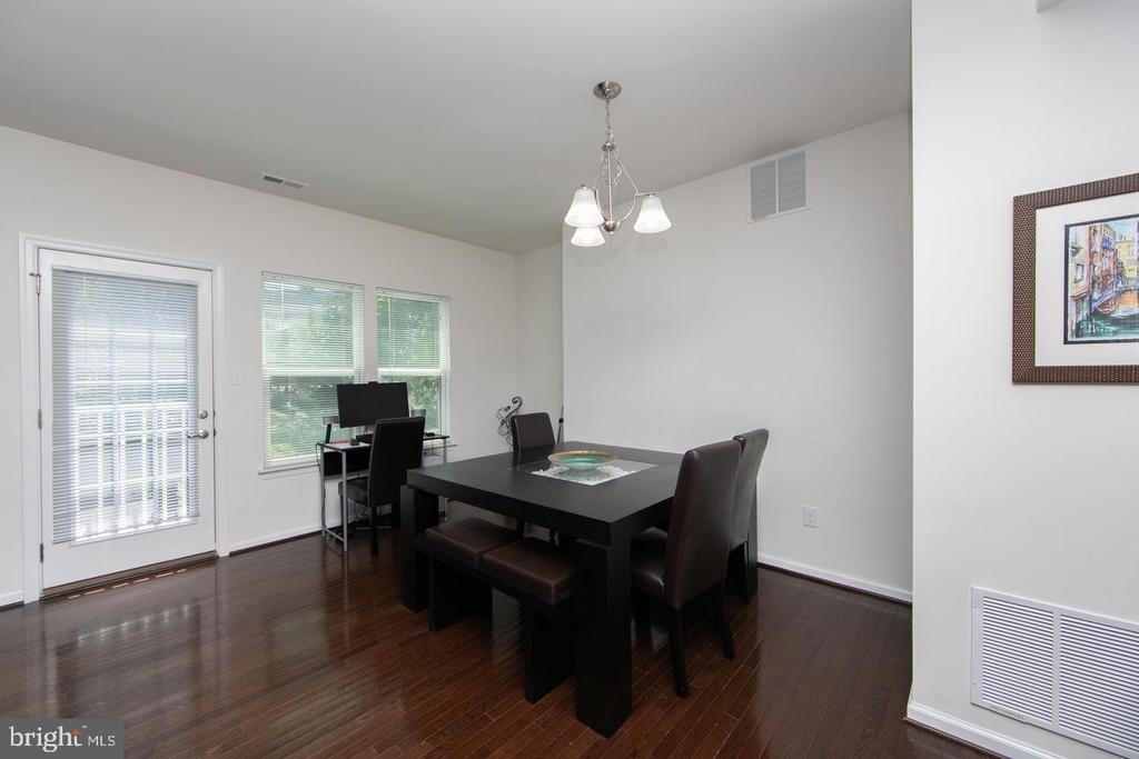 28 Regency Court - Photo 6