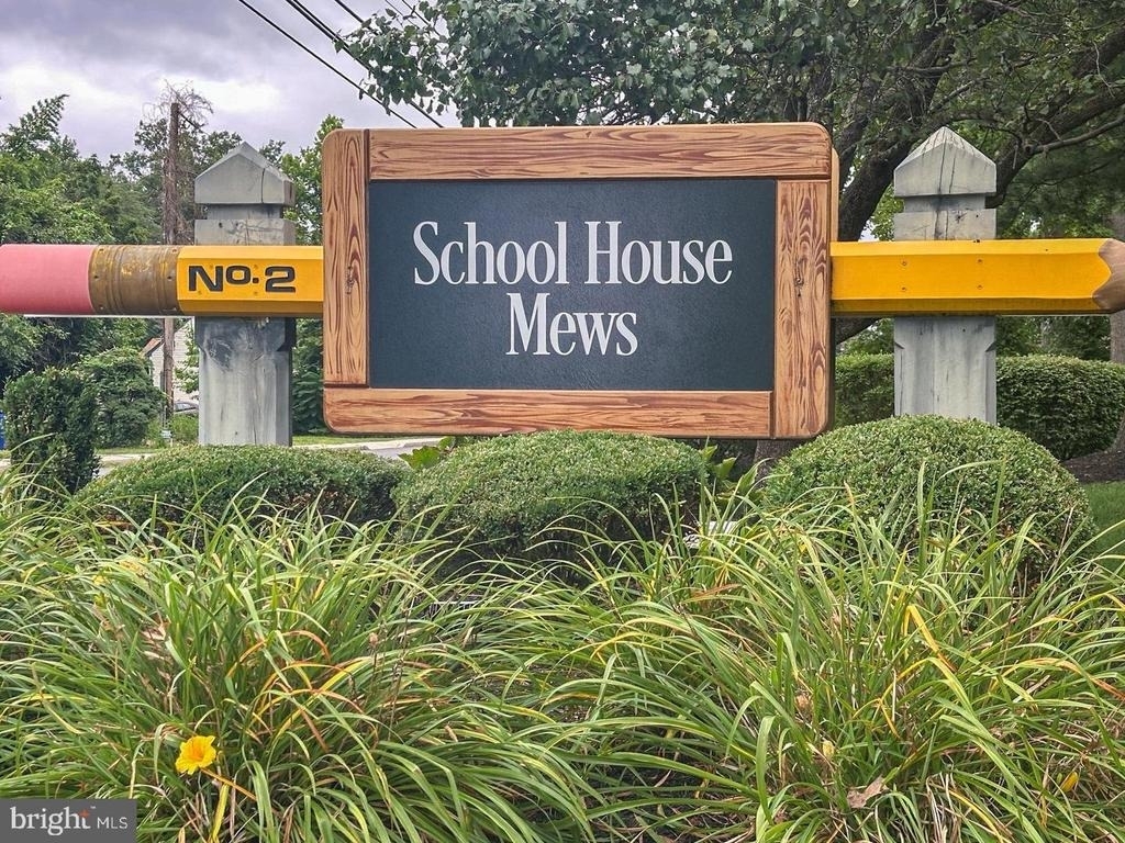 133 Chalkboard Court - Photo 0
