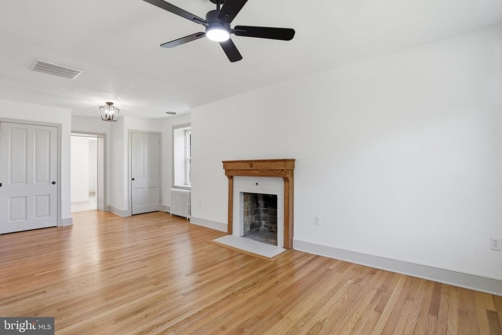 8805 Reichard Road - Photo 11