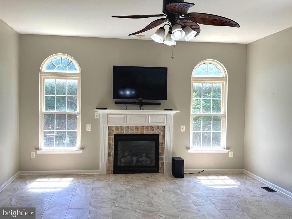 23063 Pembrook Drive - Photo 4