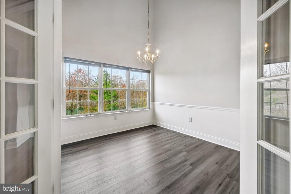 6520 Lake Park Drive - Photo 5