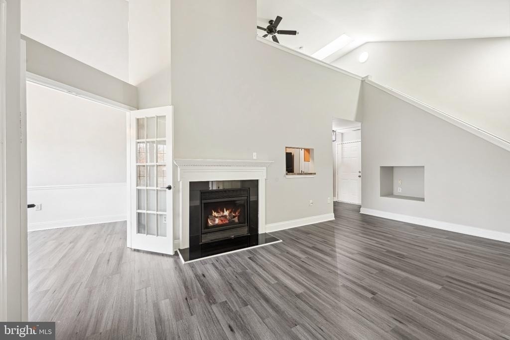 6520 Lake Park Drive - Photo 3