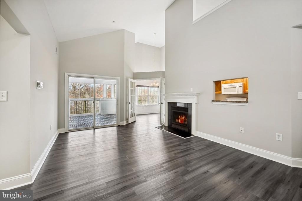 6520 Lake Park Drive - Photo 4