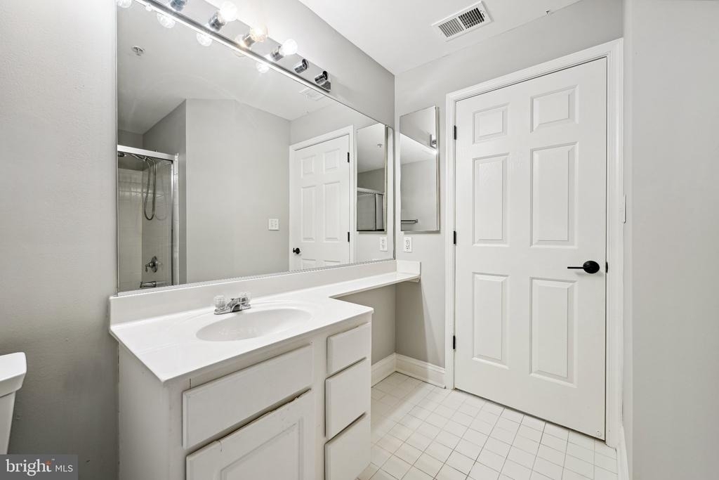 6520 Lake Park Drive - Photo 9