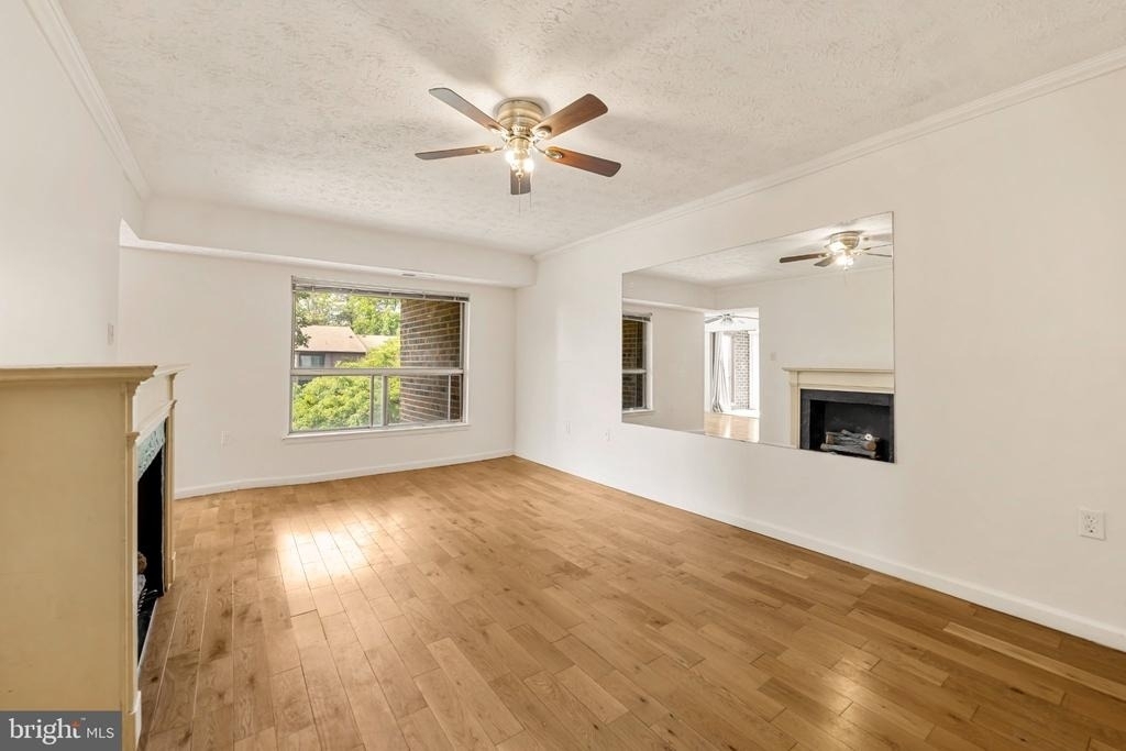 7716 Hanover Parkway - Photo 3