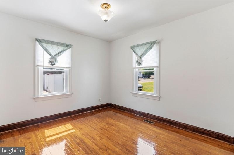 7523 Webster Lane - Photo 11