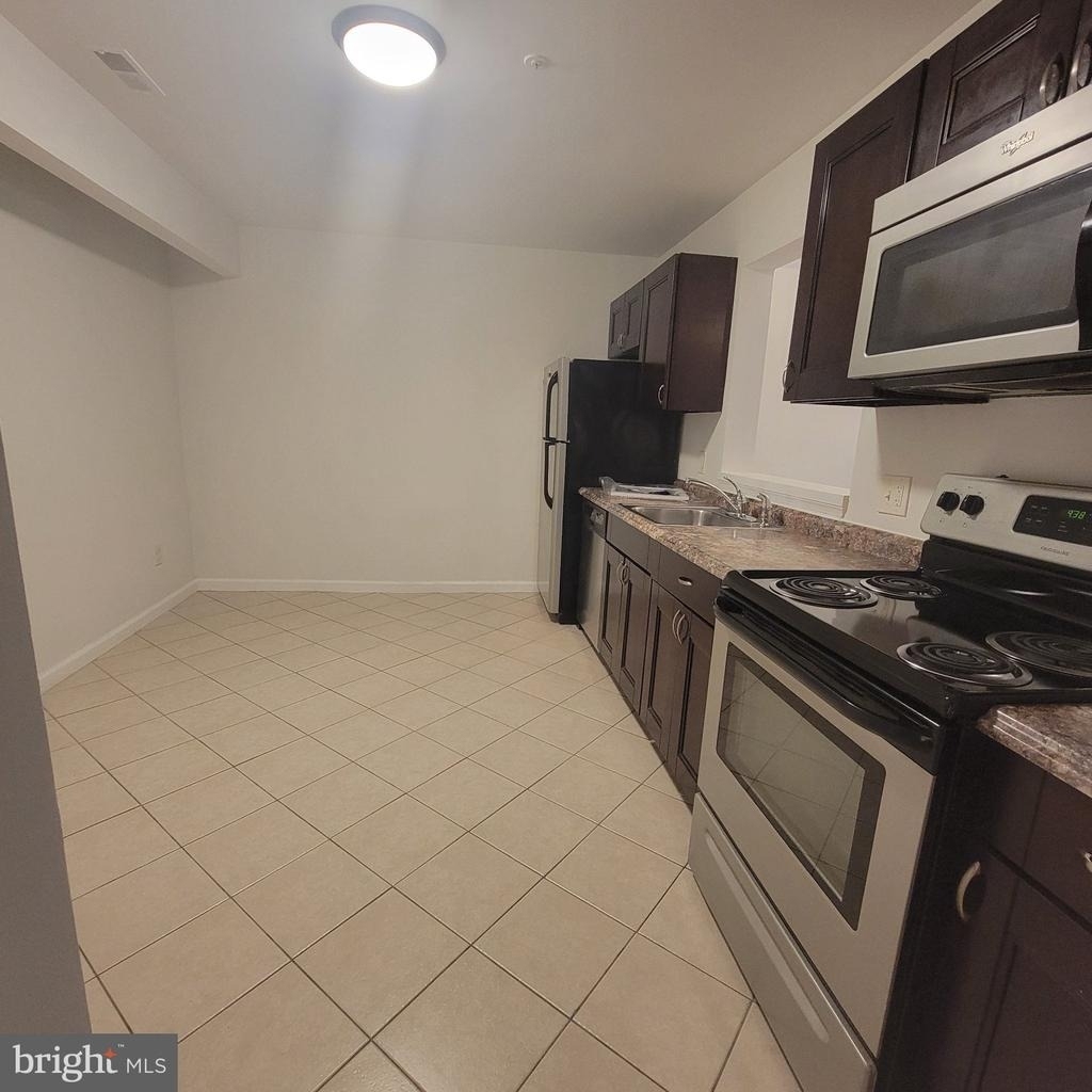 4621 Red Hawk Terrace - Photo 3