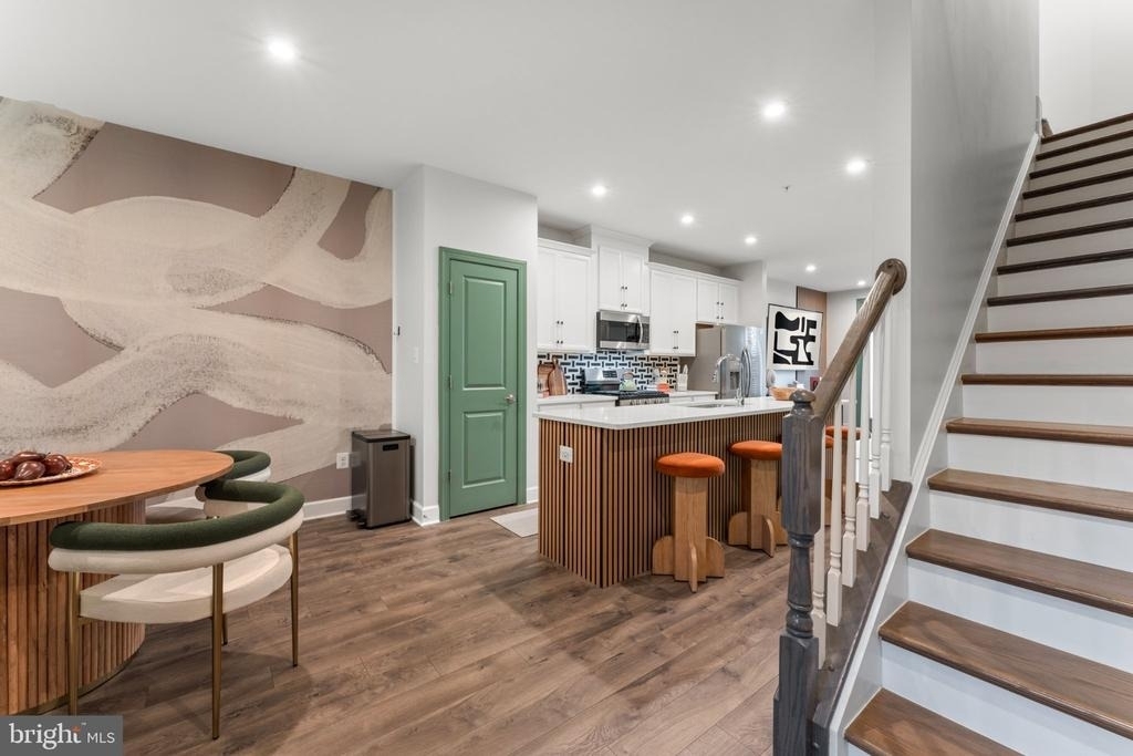 101 Capital Court - Photo 11