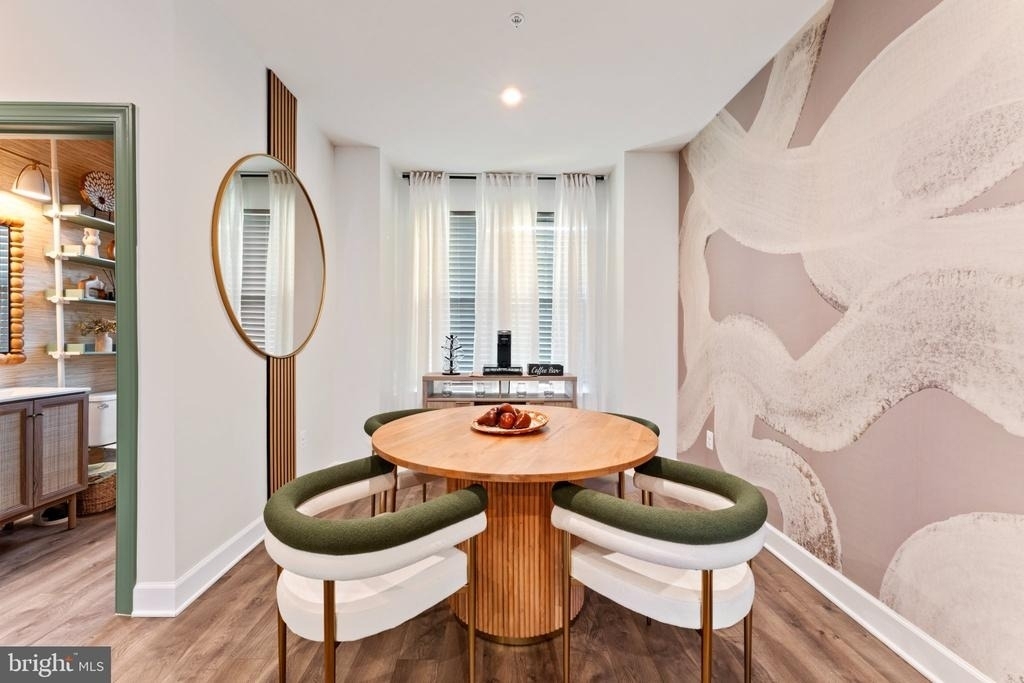 101 Capital Court - Photo 8