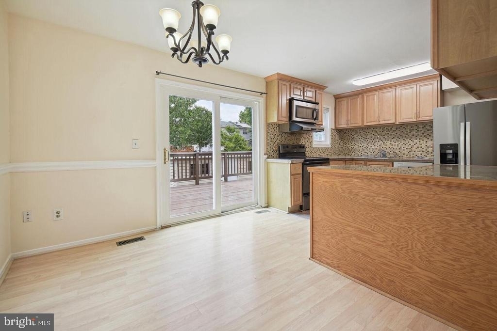 8266 Amity Circle - Photo 7